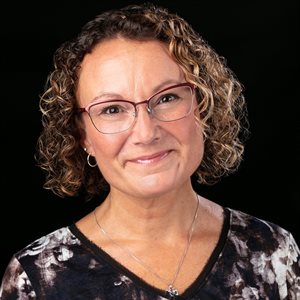 Kristin Fay